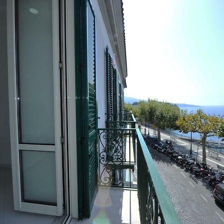 פיאנו די סורנטו Mavi Apartments מראה חיצוני תמונה