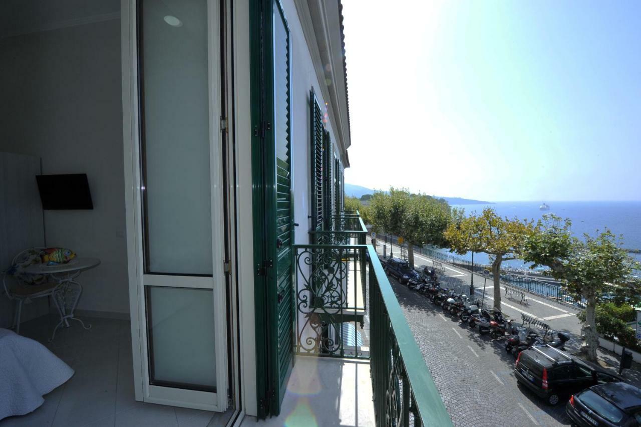 פיאנו די סורנטו Mavi Apartments מראה חיצוני תמונה