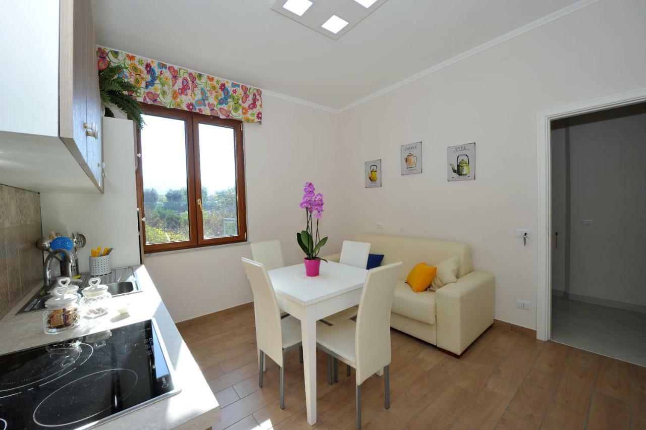 פיאנו די סורנטו Mavi Apartments מראה חיצוני תמונה
